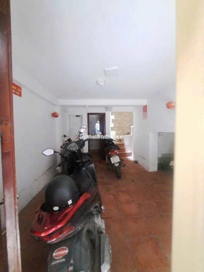 Bán nhà Bùi Xương Trạch 54m x 5 tầng, Lô góc - 40m ra phố có ô chờ thang máy