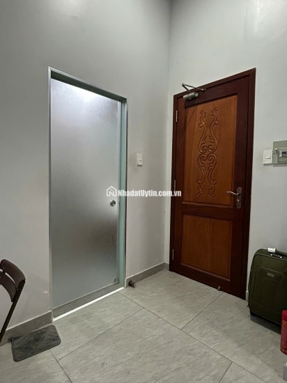 Nhà hẻm xe hơi ĐHT02, Đông Hưng Thuận, Q12