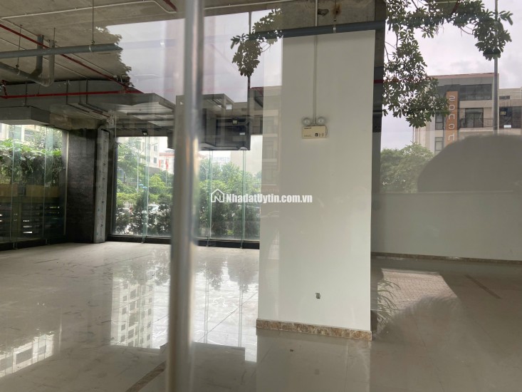  CHO THUÊ MẶT BẰNG ĐẸP – VỊ TRÍ VÀNG TẦNG 1 TÒA 6TH ELEMENT, TÂY HỒ TÂY 