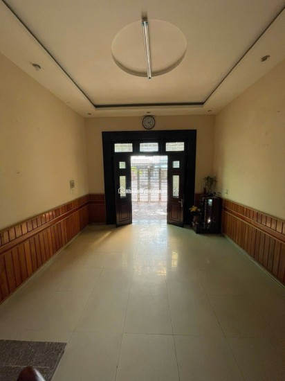 Nhà đẹp giá đầu tư.
CC bán nhà mặt tiền Lê Hồng Phong, Nam Nha trang.