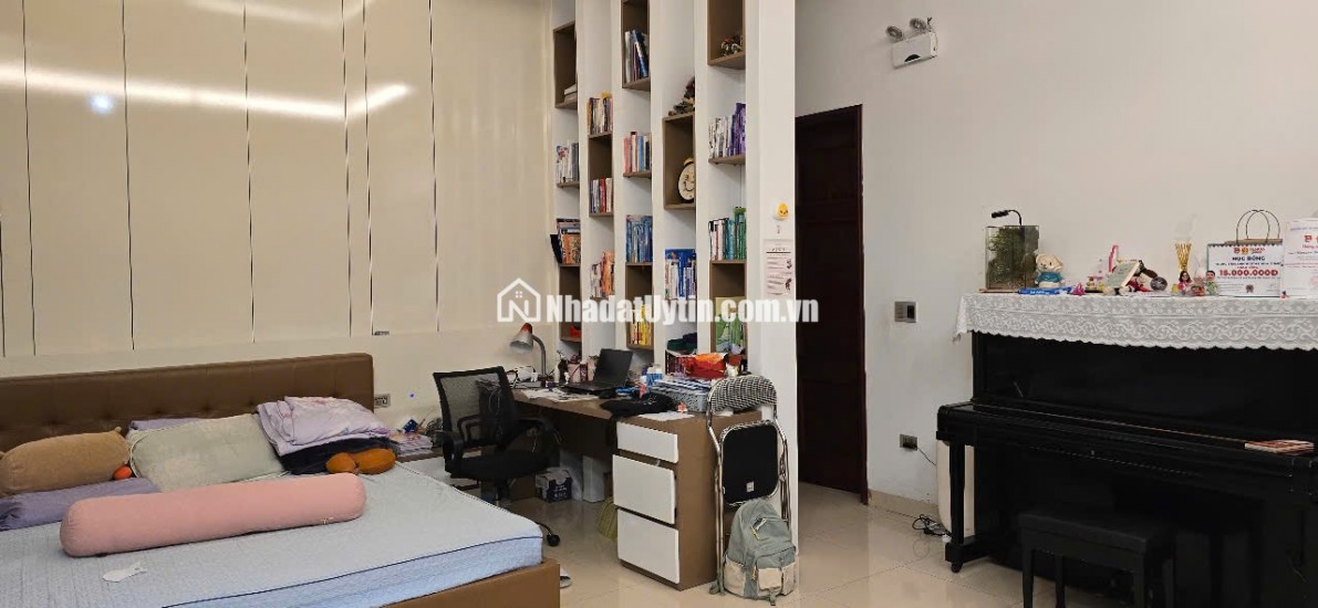 CHO THUÊ VĂN PHÒNG – NHÀ XƯỞNG THỜI TRANG KHÉP KÍN