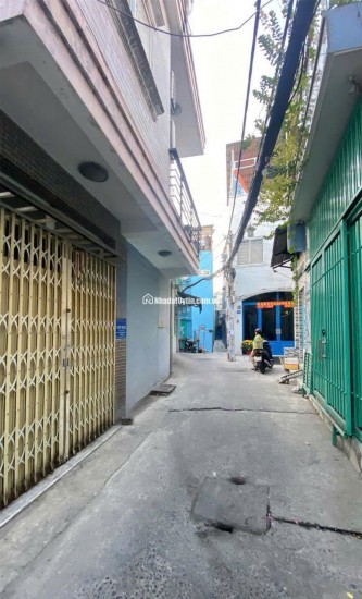 Nhà Q7 66m2 Giá 3.680 tỷ. Ngay Cầu Kênh Tẻ