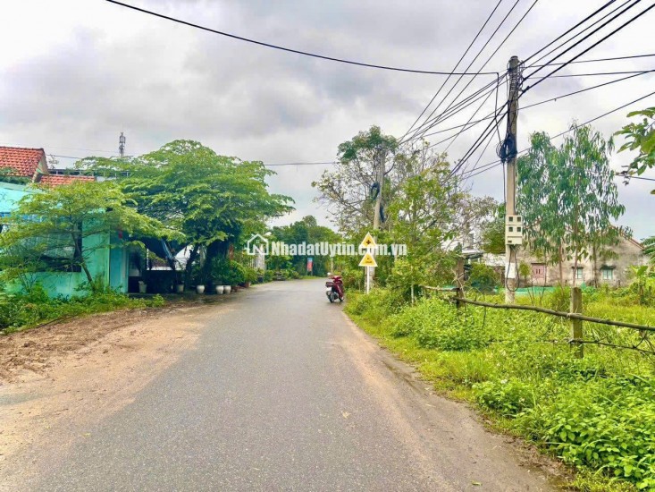 sở hữu ngay 1 lô đất 175m2 gần chợ lệ trạch