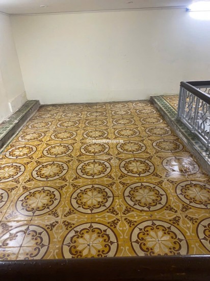 Cho thuê mặt phố Hàng Chĩnh, nhà mới sửa sạch đẹp