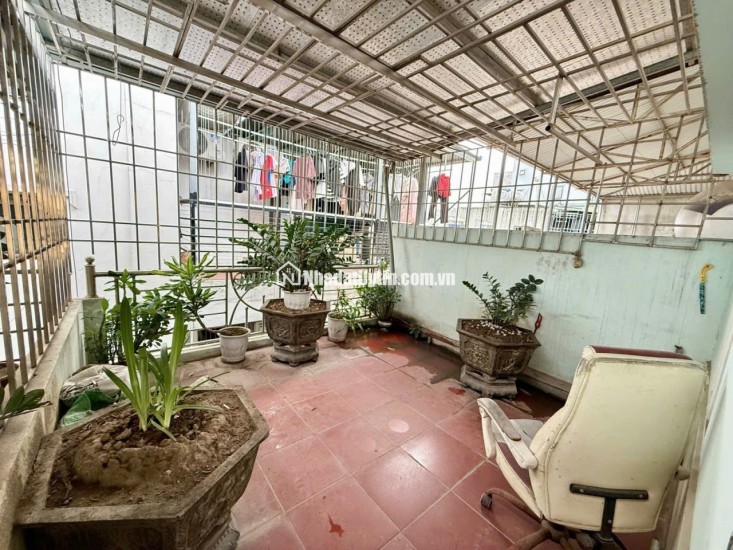 Bán Nhà Tân Triều 34m2- 6 Tầng – 6 phòng ngủ - Vừa ở vừa cho thuê -Gần ô tô – Ngõ thông – chào 8.3 tỷ.