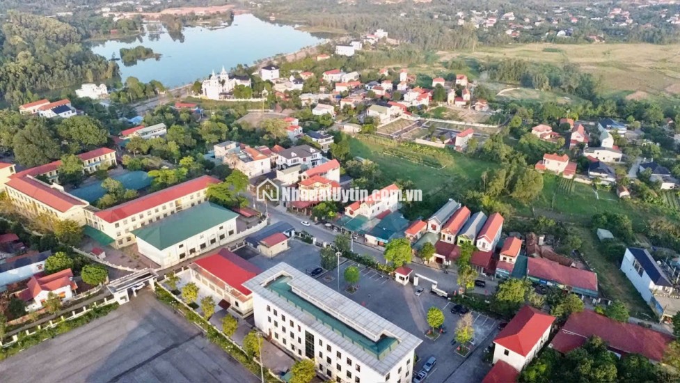 Chính chủ vk ck em  làm việc cho một cty ở Hà Nội - Đã có sổ   giá . .  nhỉnh 1ty