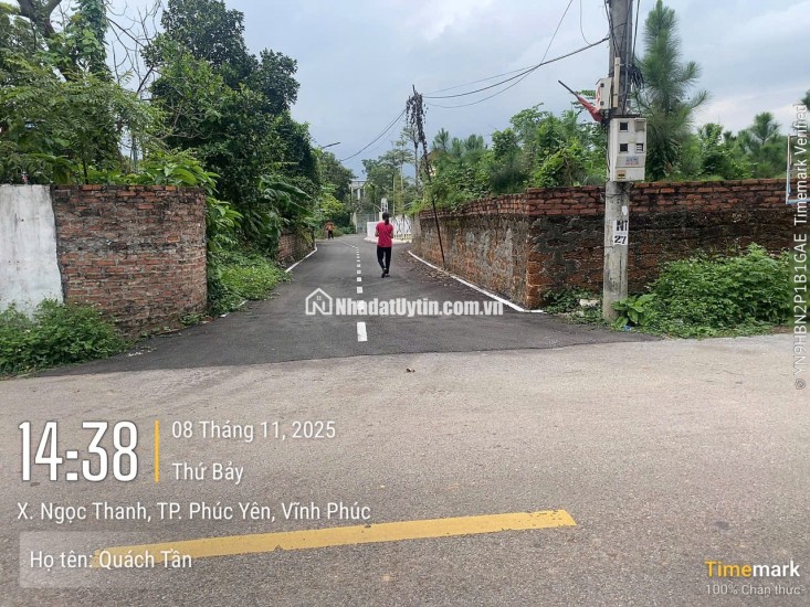 Chính chủ vk ck em  làm việc cho một cty ở Hà Nội - Đã có sổ   giá . .  nhỉnh 1ty