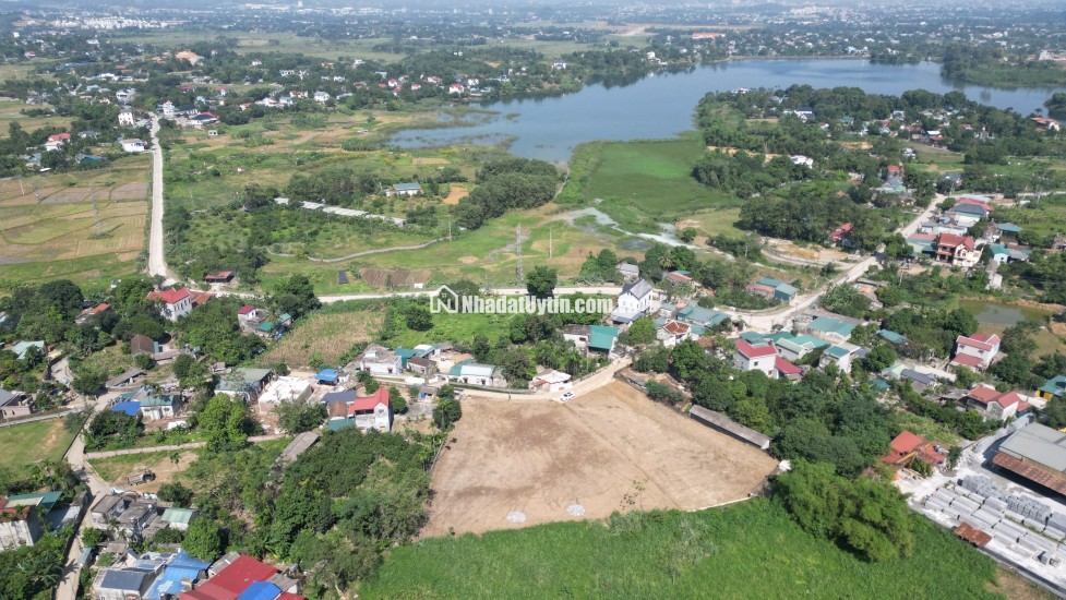 400-450m2 giá hơn 4 triệu/m2 Lương Sơn, Hòa Bình đầu tư dòng tiền KCN