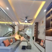 BÁN NHÀ KIM  GIANG -HOÀNG ĐẠO THÀNH MỚI TINH 37M *4 tẦNG  *8.5 TỶ ,  4 ngủ đủ  công năng,  full nội thất chỉ việc xách balo về ở