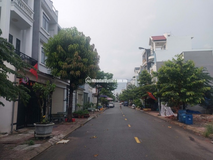 Cơ hội hiếm! Nhà 62m², đường D2 Phú Hồng Thịnh 6 – Giá chỉ hơn 5 tỷ