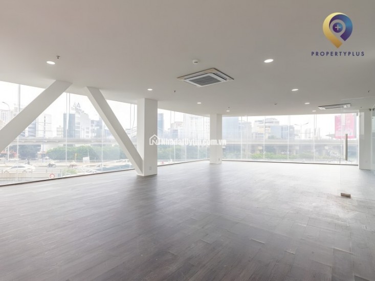  CHO THUÊ TÒA NHÀ VĂN PHÒNG – 4 TẦNG NỔI – SÀN TRỐNG SUỐT