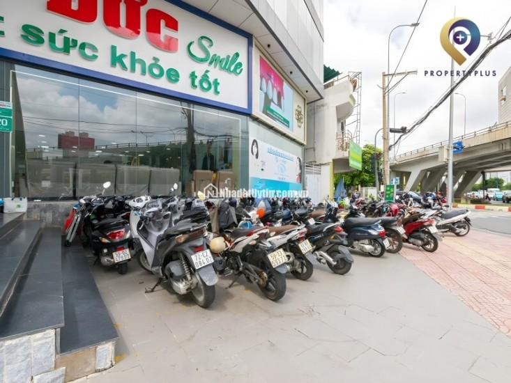  CHO THUÊ TÒA NHÀ VĂN PHÒNG – 4 TẦNG NỔI – SÀN TRỐNG SUỐT