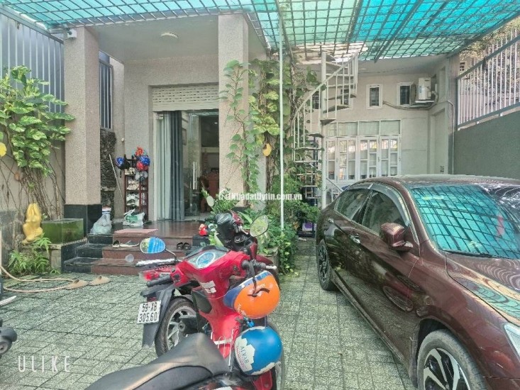 CHỦ ĐỊNH CƯ MỸ BÁN GẤP – NHÀ 2 TẦNG ĐẸP, XE HƠI NGỦ TRONG NHÀ – GẦN VÕ VĂN NGÂN – CHỈ 17 TỶ