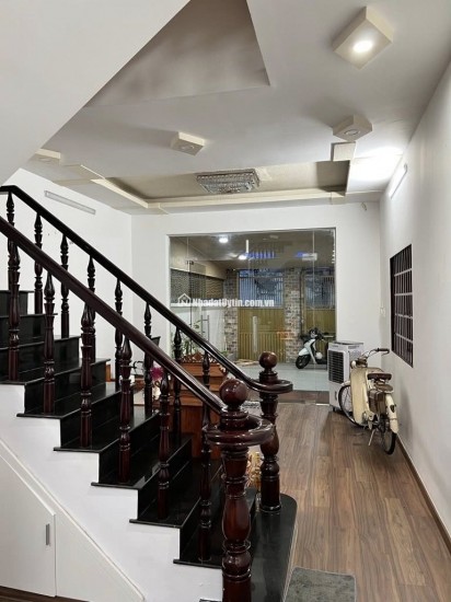  BIỆT THỰ 2 TẦNG CỰC ĐẸP – SÁT MẶT TIỀN ĐẶNG VĂN BI – BÌNH THỌ, THỦ ĐỨC – GIÁ 20 TỶ!