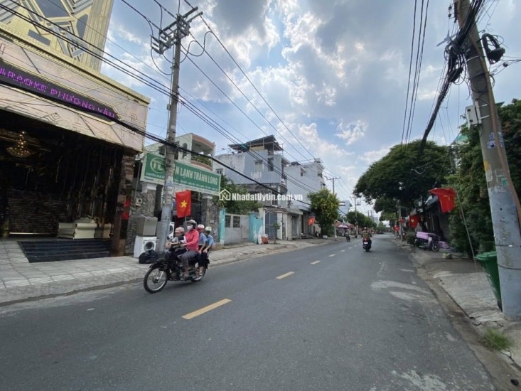 21 TỶ – 5.7×30 – MẶT TIỀN GẦN KHA VẠN CÂN – NGANG KHỦNG – DIỆN TÍCH LỚN – VỊ TRÍ ĐẸP