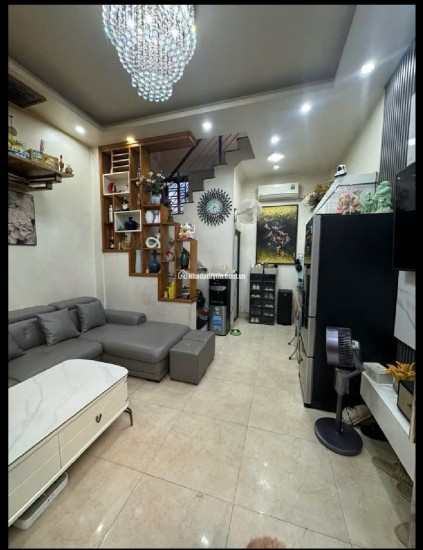 GIẢM CHÀO BÁN NHÀ LÔ GÓC .NGÕ  OTO TRÁNH , PHÂN LÔ HOÀNG HOA THÁM