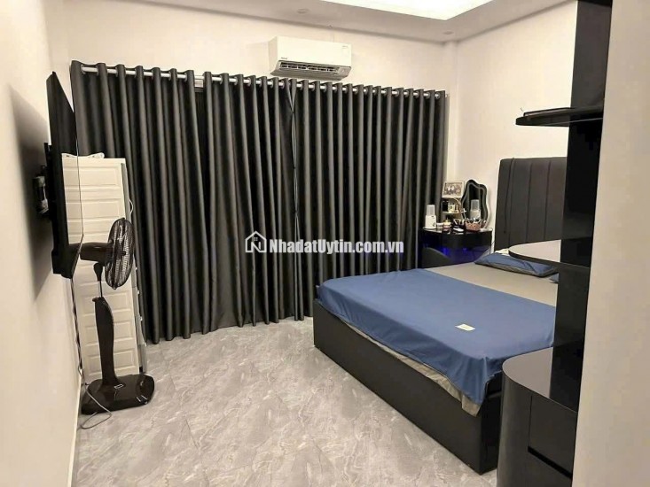 GIẢM CHÀO BÁN NHÀ LÔ GÓC .NGÕ  OTO TRÁNH , PHÂN LÔ HOÀNG HOA THÁM