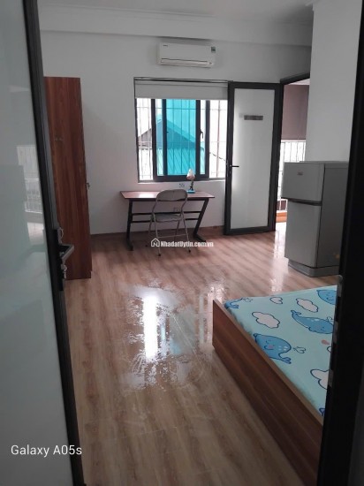Cho thuê phòng ngõ 99 Trung Kính, full đồ, thang máy, chỉ 5 triệu