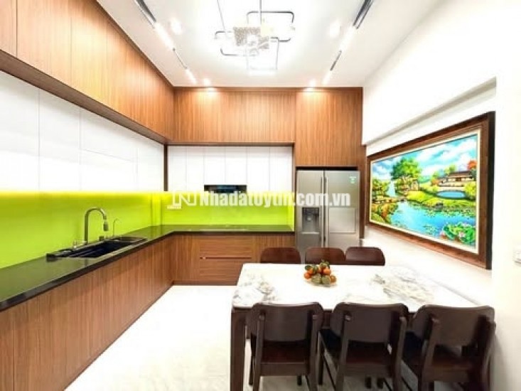 CẦU GIẤY - CÔNG NĂNG ĐỈNH - NHÀ QUÁ ĐẸP - FULL NỘI THẤT - MUA Ở 10 ĐIỂM