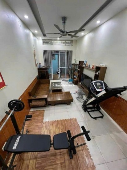 BÁN NHÀ TRƯỜNG TRINH - GIAO THÔNG THUẬN TIỆN - GẦN TRƯỜNG HỌC + BỆNH VIỆN -GIÁ NHÚ 10 TỶ