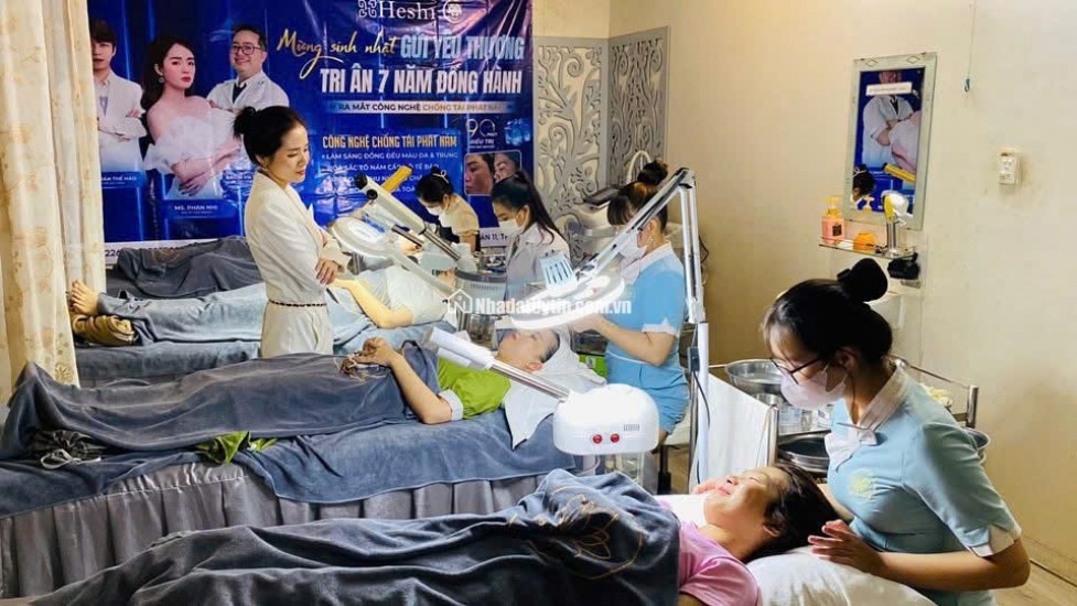 Spa Quận 11 cần sang nhượng Địa chỉ : 285 Lãnh Binh Thăng, p8, quận 11. Tphcm