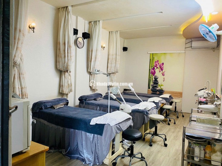 Spa Quận 11 cần sang nhượng Địa chỉ : 285 Lãnh Binh Thăng, p8, quận 11. Tphcm
