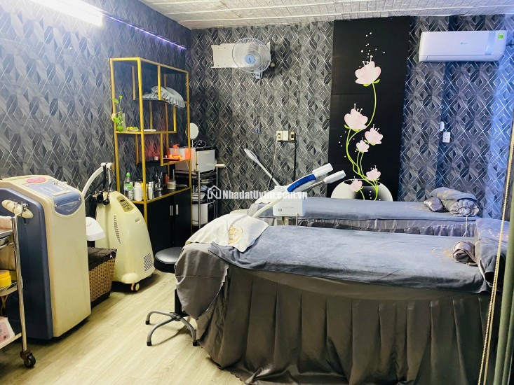Spa Quận 11 cần sang nhượng Địa chỉ : 285 Lãnh Binh Thăng, p8, quận 11. Tphcm