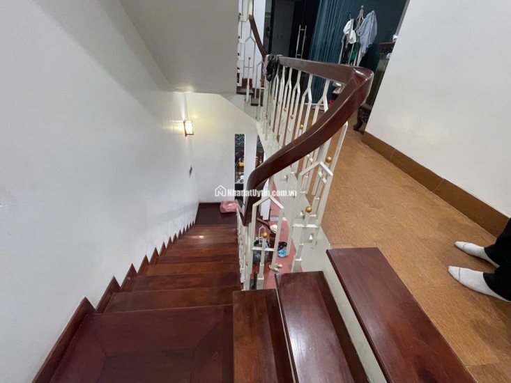 Làng Việt Kiều Châu Âu 76M phân lô, vỉ hè, ô tô đỗ ngày đêm 24,5 tỷ