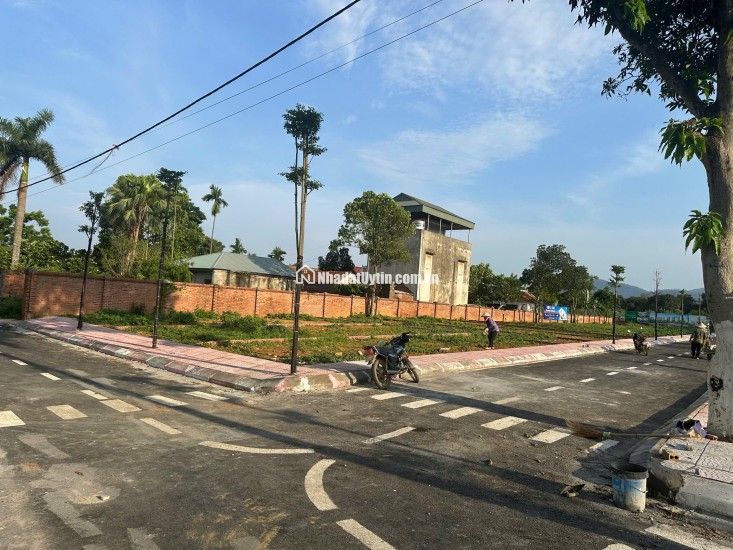 CẦN BÁN GẤP MIẾNG ĐẤT VAI RÉO 100M2 FULL CƯ - SẴN SỔ ĐỎ - NHỈNH 5 ĐỒNG