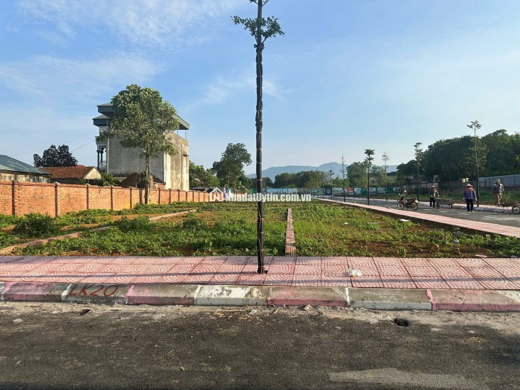 CẦN BÁN GẤP MIẾNG ĐẤT VAI RÉO 100M2 FULL CƯ - SẴN SỔ ĐỎ - NHỈNH 5 ĐỒNG