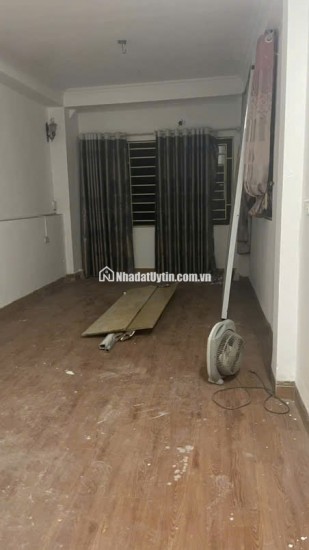 BÁN GẤP NHÀ TÂY TRÀ Ô TÔ 7 CHỖ ĐỖ CỔNG, NHÀ ĐẸP GẦN PHỐ GẦN CHỢ 32M GIÁ 8.9 TỶ