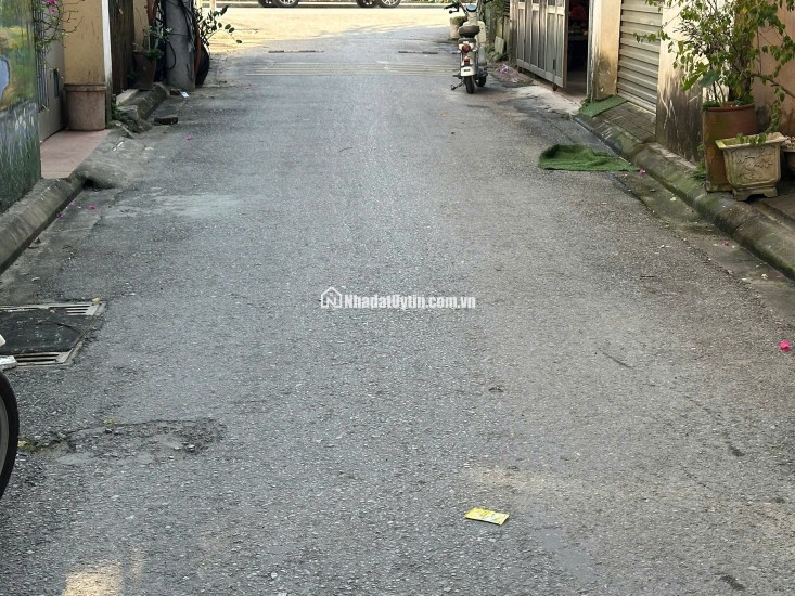 BÁN NHÀ PHÚC LỢI LONG BIÊN DT 73M2 LÔ GÓC Ô TÔ THOÁNG MÁT Ở SƯỚNG GIÁ 10 TỶ 98