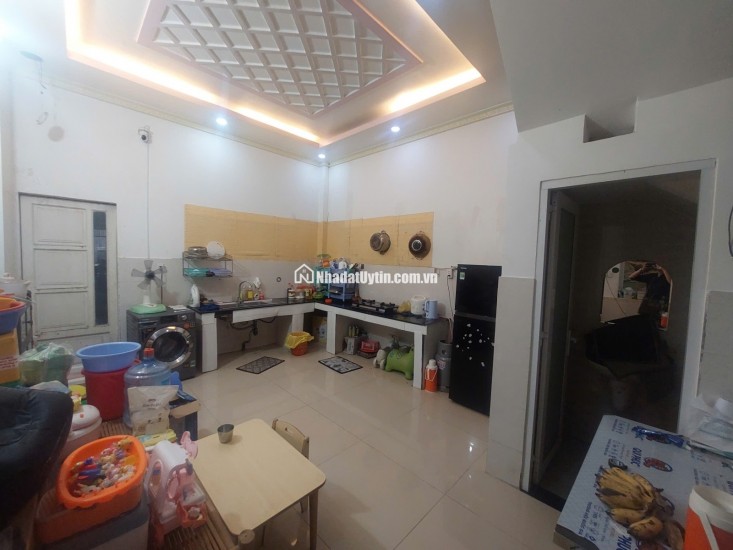 DĨ AN - SIÊU PHẨM PHÚ HỒNG THỊNH 6 - NHÀ 3 TẦNG HIỆN ĐẠI - GIÁ ĐẦU TƯ