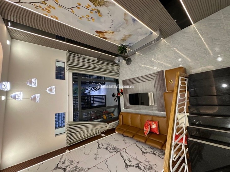 Nhà đẹp TL19 An Phú Đông 2 tầng 3PN hẻm 4m giá 4.x tỷ