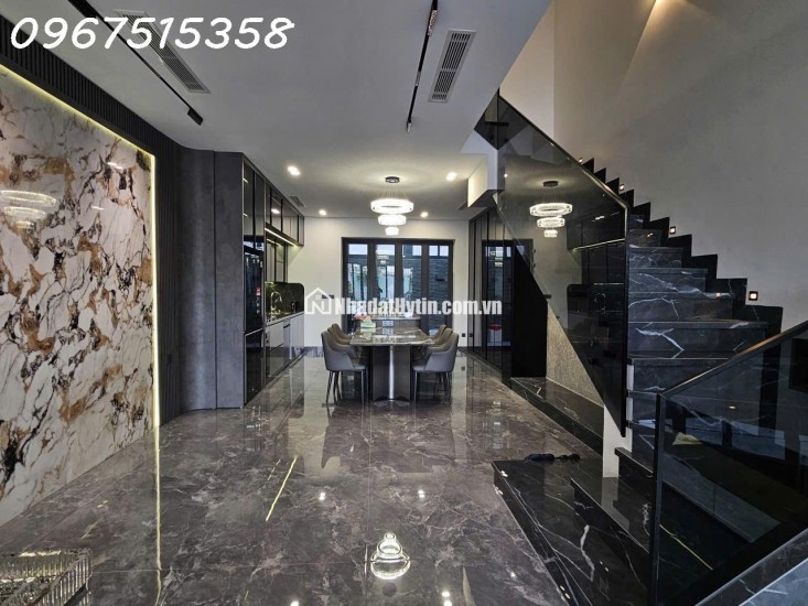 Nhà 3 tầng KĐT Mỹ Gia cực đẹp full nội thất chỉ việc ở