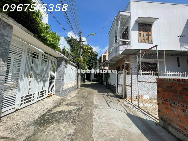 Cần bán lô đất Phú Đức – Bắc Nha Trang, diện tích 93m², full thổ cư, khu dân cư hiện hữu.