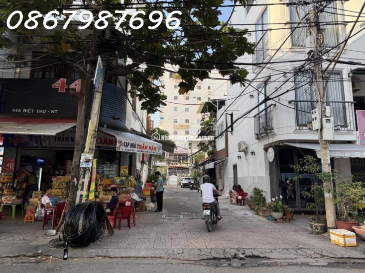 CHỈ 4,6 TỶ SỞ HỮU NHÀ ĐƯỜNG BIỆT THỰ KHU PHỐ TÂY NHA TRANG, HẺM Ô TÔ 7MET CÁCH BIỂN 200MET