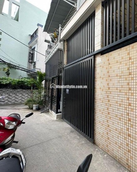 Bán nhà Q7: 81m2, ngang 6m, 4 tầng, 10pn, sổ hồng, nguyễn văn quỳ, giá 10.5 tỷ, liên hệ 0907951568.