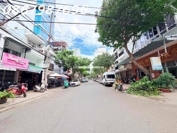 CHỈ 4,6 TỶ SỞ HỮU NHÀ ĐƯỜNG BIỆT THỰ KHU PHỐ TÂY NHA TRANG, HẺM Ô TÔ 7MET CÁCH BIỂN 200MET