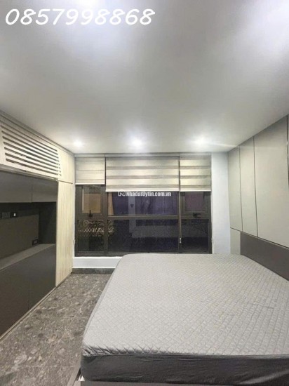 NHÀ PHỐ HIẾM  ĐẸP Ở NGAY - 5 TẦNG FULL CÔNG NĂNG - CHỦ TẶNG ĐỦ NỘI THẤT