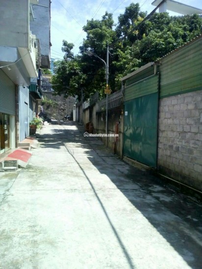 Bán gấp 100m đất-sổ đỏ, chính chủ (3,5 tỷ) –Ngõ 86, tổ 3, khu 9, Cọc 8 -Phường Hạ Long- QN.