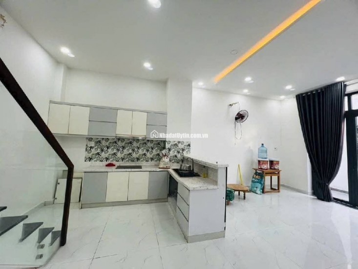 BÁN NHÀ HÀNG HIẾM – KDC DÂN TRÍ CAO, AN NINH giá chỉ 7 tỷ 7