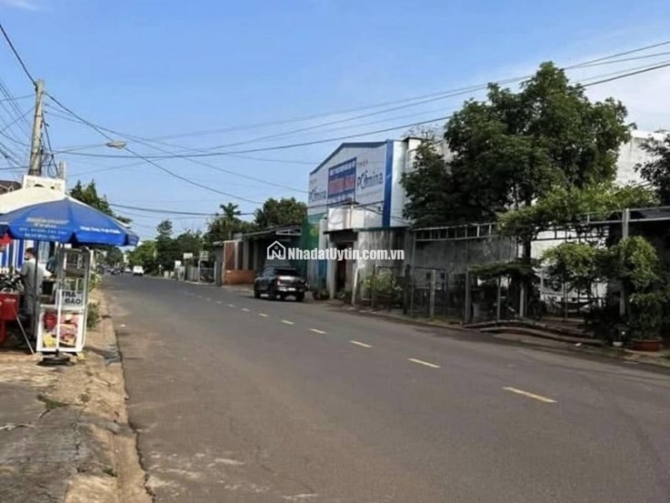 ĐẤT (10m x 25m) MẶT TIỀN THỦ KHOA HUÂN – NGAY TRƯỜNG DÂN TỘC NỘI TRÚ TÂY NGUYÊN - BUÔN MA THUỘT = 6 tỷ 390