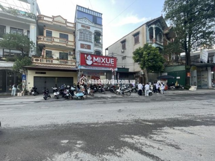 Nằm sát KCN thích hợp làm nhà nghỉ,quán nước, buôn bán...tiềm ẩn nhiều giá trị sinh lời