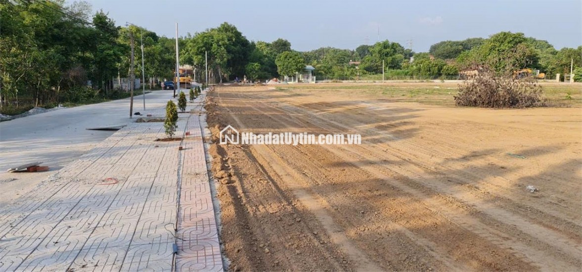 CƠ HỘI VÀNG ĐẦU TƯ ĐẤT THỔ CƯ 150M2 TẠI PHƯỜNG AN LỘC BÌNH PHƯỚC SỔ ĐỎ CHÍNH CHỦ GIÁ CHỈ 2.1 TỶ, LIÊN HỆ NGAY!