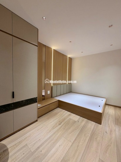 NHÀ NGỌC LÂM – LONG BIÊN  35m² – 4 TẦNG – Ở NGAY  CHỈ 6.x TỶ