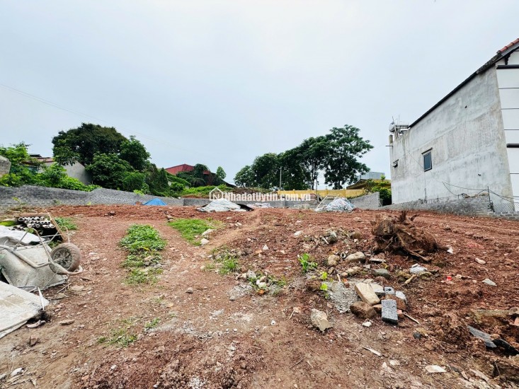 Đất Trung Tâm TP Bắc Giang, Tỉnh Bắc Giang. 728 m2- MT 23m. Đường Ô tô tránh. Giá 2,7 tỷ