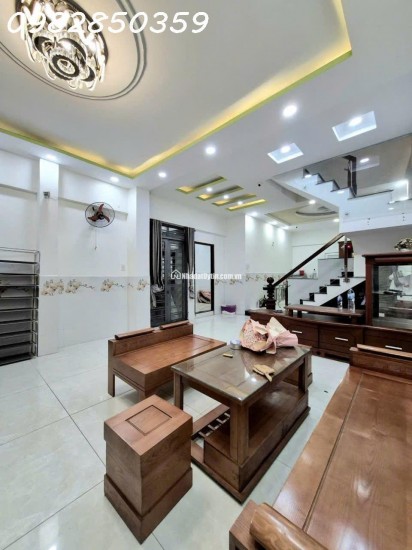 r5 T.Ỷ 5 - HẺM XE HƠI - 79M² - NGANG 5M, NỞ 6.8M