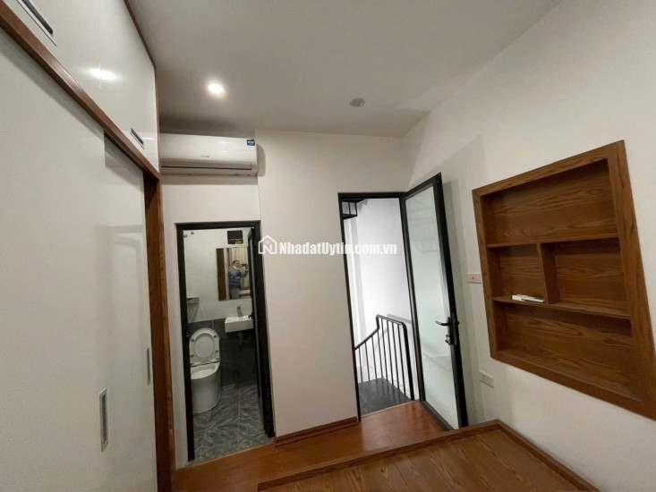 Bán nhà mặt ngõ Thịnh Quang 32/50m2 hơn 6 tỷ oto ngõ thông kinh doanh ở sướng sau quy hoạch ra mặt phố