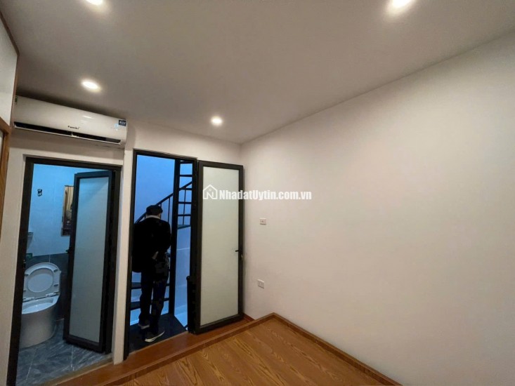 Bán nhà mặt ngõ Thịnh Quang 32/50m2 hơn 6 tỷ oto ngõ thông kinh doanh ở sướng sau quy hoạch ra mặt phố